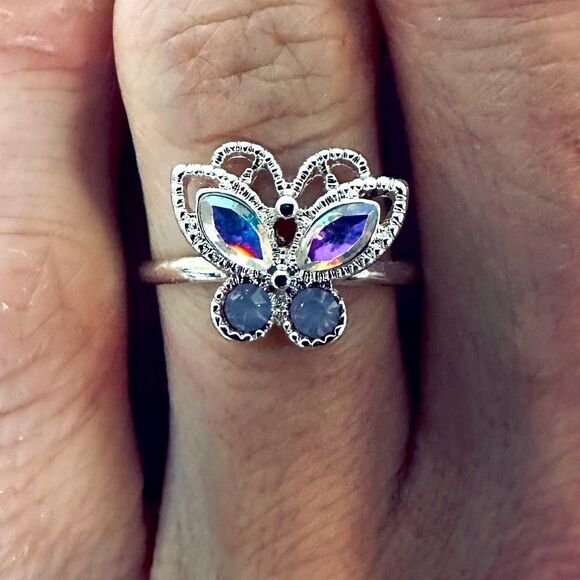 Claire’s Crystal Buttery Iridescent Jeweled Silver Ring - Picture 1 of 2